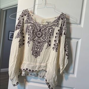 Ecote Cream and Maroon Patterned Top